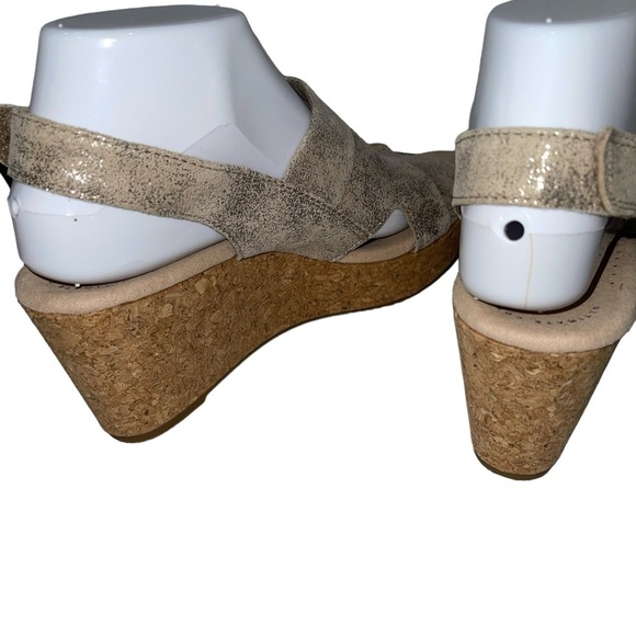 Clarks Collection Women Sandals Size 9M Metallic Slip On Cork Wedge Platform - Picture 8 of 14